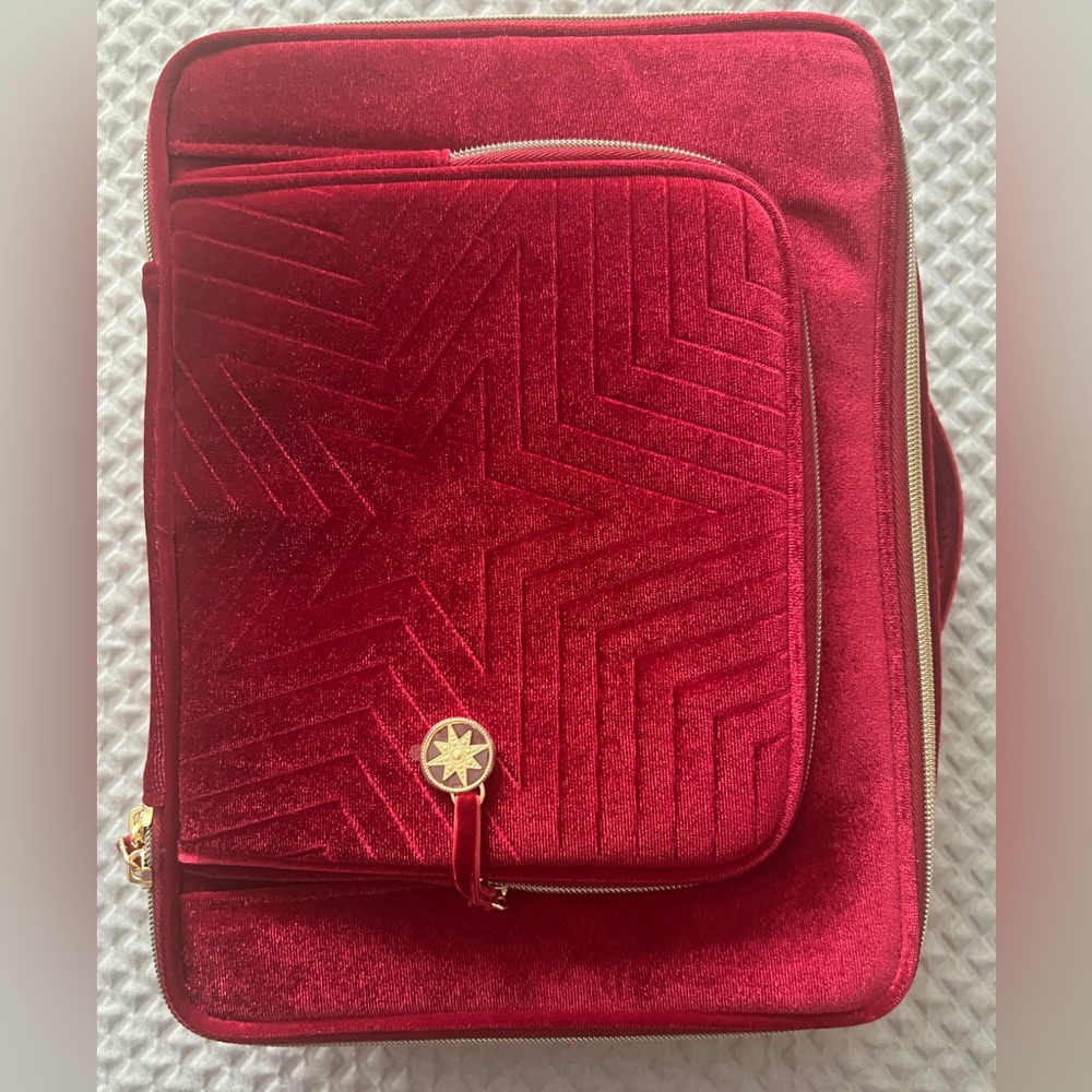 Ester Lauder Makeup Case Desigener Keepsake Recycled
